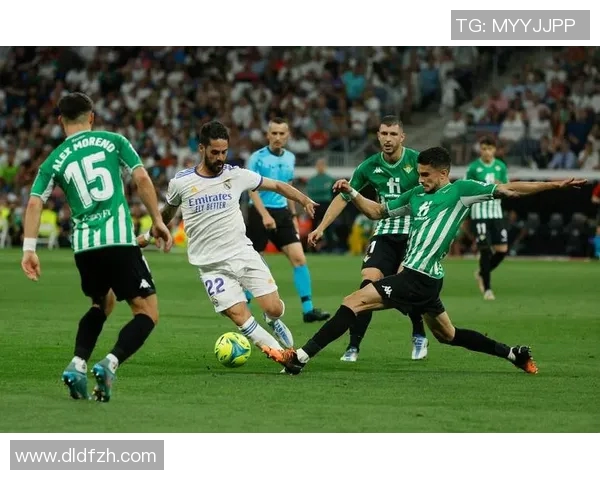 足球明星的不足之处解析及其对球队表现的影响探讨