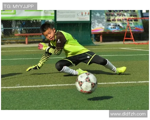 武汉羽毛球队在联合会杯中的战术表现分析与点评